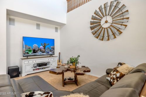 4322 Aracely Dr, Phoenix AZ  85087-5998 exterior