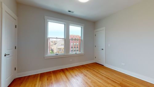 4032 Francisco Ave, Chicago IL 60618-2602 exterior