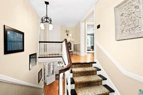 420 Hawthorne Rd, Duluth MN 55812-1936 exterior