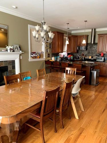 2620 Greenleaf Ave, Chicago, IL 60645-3208