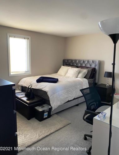 6 Hollywood Blvd, Lacey NJ 08731-4812 exterior