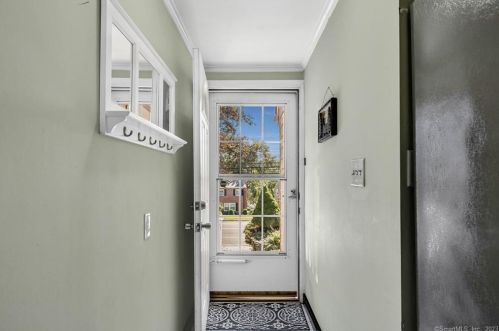 507 Main St, Hartford CT 06109-1839 exterior