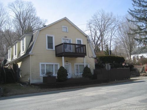 260 Maple Ave, Uncasville, CT 06382-2044