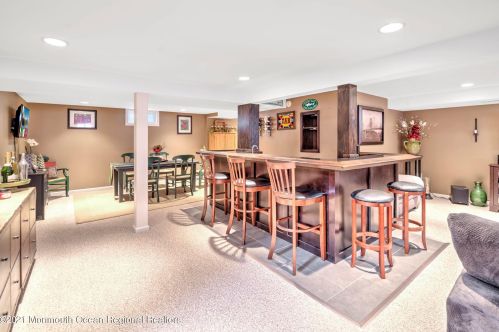 25 Fulton St, East Freehold NJ 07728-1811 exterior