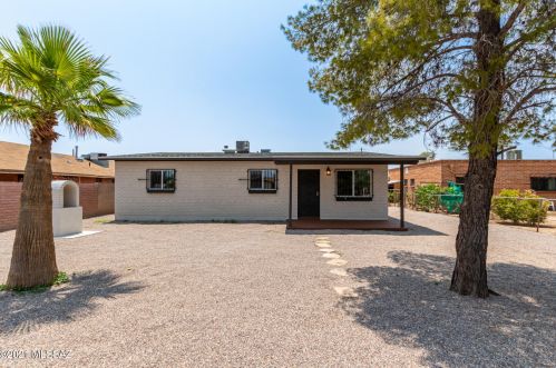1125 Ebner Pl, Tucson, AZ 85714-1109