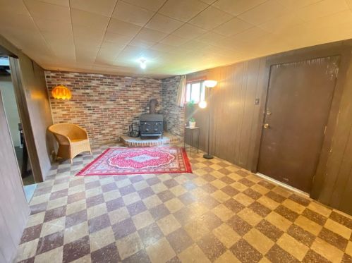 10052 Calvin St, Pittsburgh PA 15201-1144 exterior