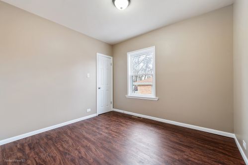 47 21 Ave, Broadview IL 60153-1236 exterior