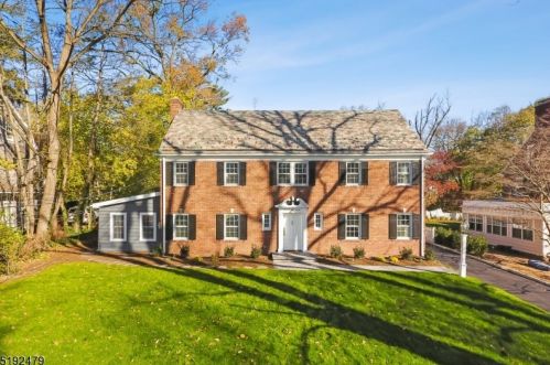 77 Durand Rd, Maplewood NJ 07040-2103 exterior