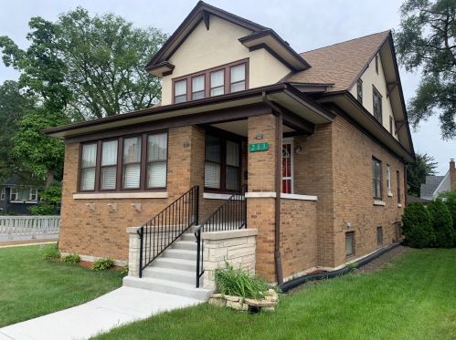 283 North Ave, Elmhurst IL  60126-2618 exterior