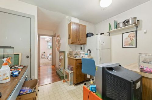 209 15 St, Atlanta GA 30318-7805 exterior