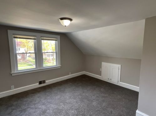 5269 37, Milwaukee WI 53209-4727 exterior