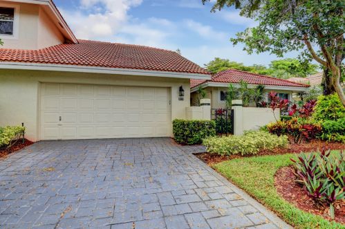 2061 52nd St, Boca Raton, FL 33496-3448
