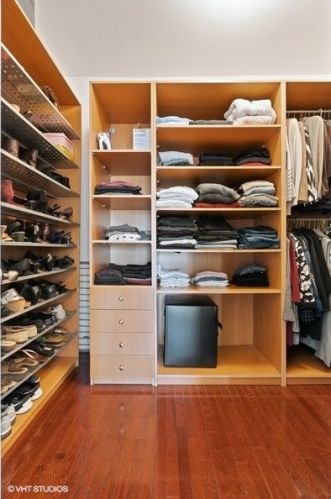 3705 Magnolia Ave, Chicago IL 60660-1496 exterior