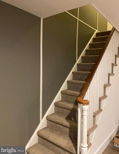 6429 Dorcas St, Philadelphia PA 19111-5405 exterior