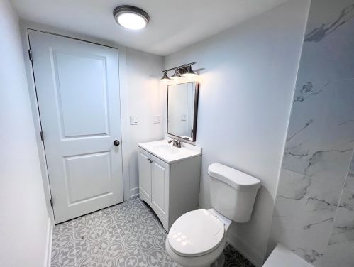 7928 Muskegon Ave, Chicago IL  60617-1423 exterior