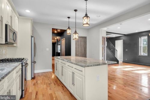 2276 51 St, Philadelphia PA 19131-2453 exterior