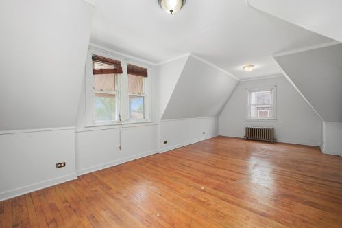 4232 Wellington Ave, Chicago IL 60641-5355 exterior