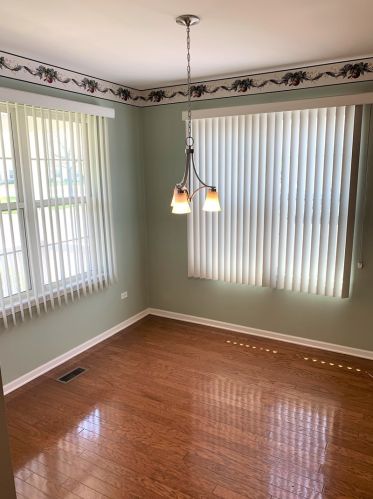 16423 Cres Lk Dr, Joliet IL 60403-1648 exterior