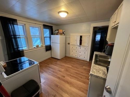 2144 49, Milwaukee WI 53208-1106 exterior