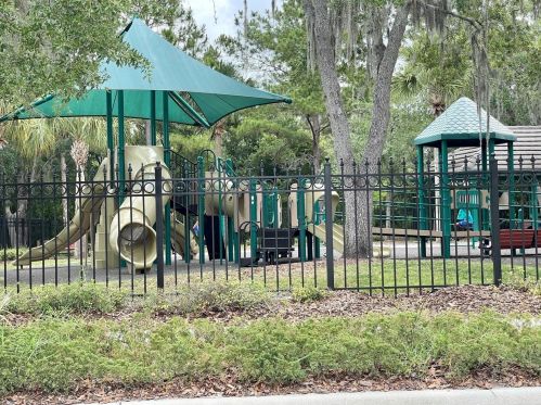 11538 Fountainhead Dr, Tampa FL 33626-3321 exterior