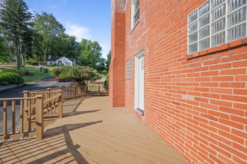 1299 Morrow Rd, Pittsburgh PA  15241-3501 exterior