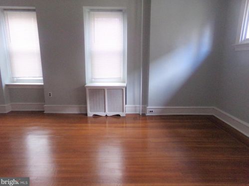 1021 64 St, Philadelphia PA 19151-3127 exterior