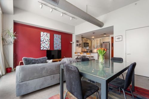 139 Berkeley St, Boston, MA