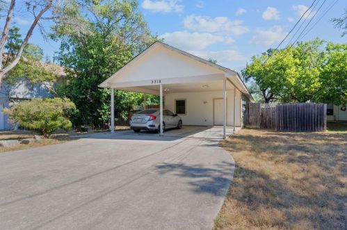 3318 Blumie St, Austin TX 78745-6768 exterior