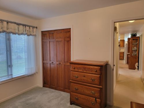 3304 Glenside Blvd, Meskegon MI 49441-6206 exterior