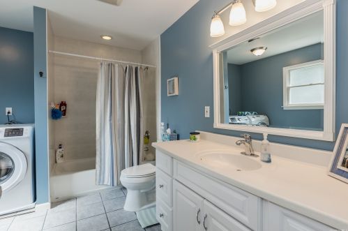 20 Grand Hvn Dr, Commack NY 11725-3126 exterior