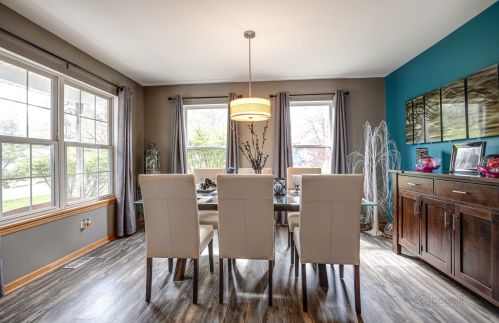 8520 Acorn Path, Bull Valley IL 60097-8866 exterior