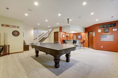 2083 Division St, Saint Paul MN  55109-4147 exterior