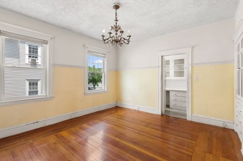 84 Brooks St, Boston MA exterior