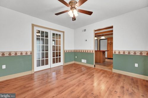 1739 Conard Rd, Lancaster PA 17602-1302 exterior