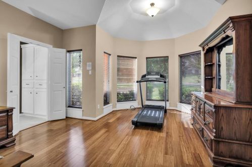 11 Greenview St, Montgomery TX 77356-8456 exterior