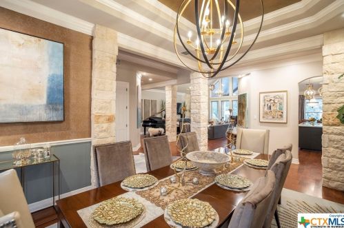 2763 Frontier, Spring Branch TX 78070-5949 exterior