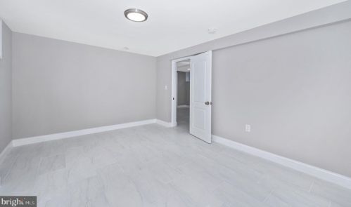 4 Hamilton Ave, Silver Spring MD  20901-3411 exterior