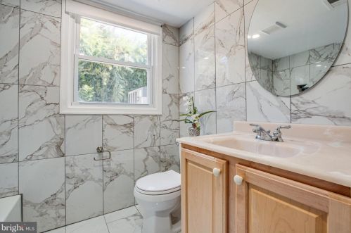 8007 Kidd St, Alexandria VA 22309-1131 exterior