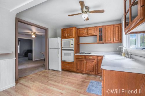 301 52 St, Grand Rapids MI 49548-5830 exterior