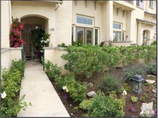 1263 Bayside Cir, Oxnard, CA 93035-2147
