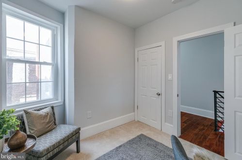 1628 23 St, Philadelphia PA 19145-2700 exterior