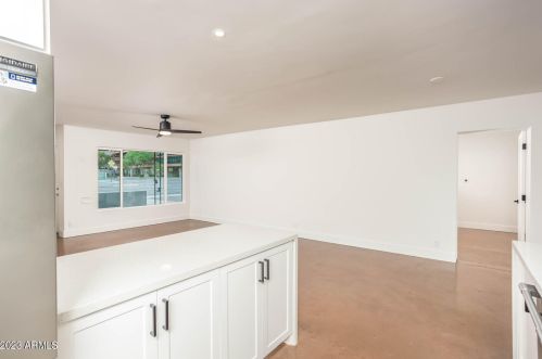 4735 24 St, Phoenix AZ 85016-4837 exterior