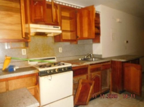 516 St, Union City NJ 07087-3673 exterior