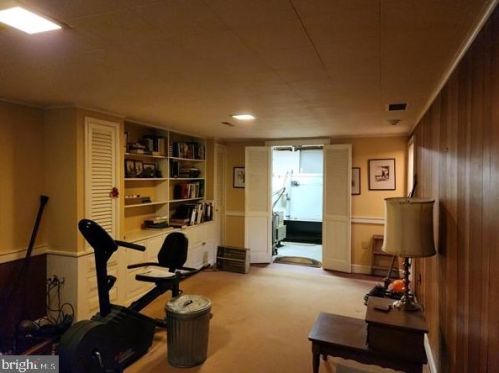 1410 Springside Dr, Lancaster PA 17603-6320 exterior