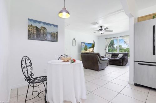 4280 18 Ave, Naples FL 34120-6309 exterior