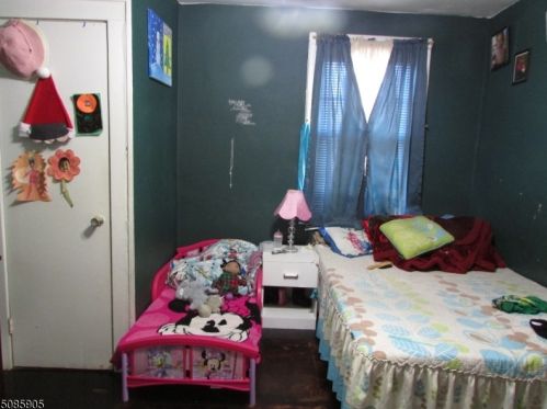 132 Coddington St, Rahway NJ 07065-3007 exterior