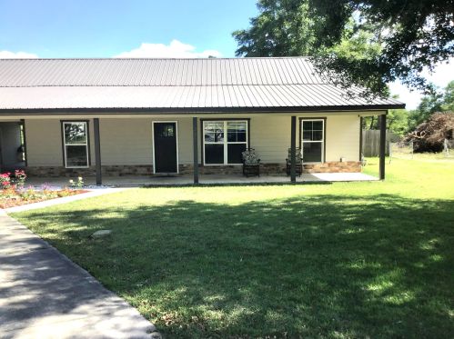 387 Timber Wind Dr, Defuniak Springs, FL 32433-9080