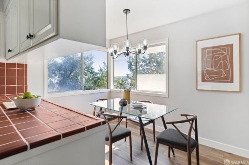 1306 Murchison Dr, Millbrae CA 94030-3026 exterior