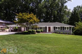 1681 Council Blf Dr, Atlanta GA  30345-4140 exterior