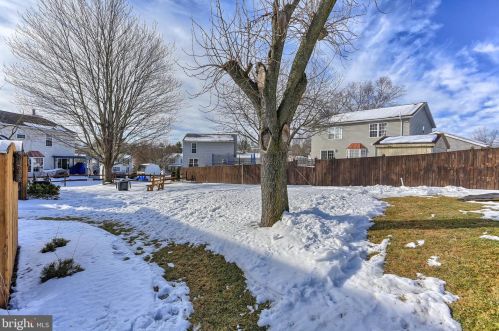 141 Pheasant Run Ln, Hanover PA 17331-9186 exterior